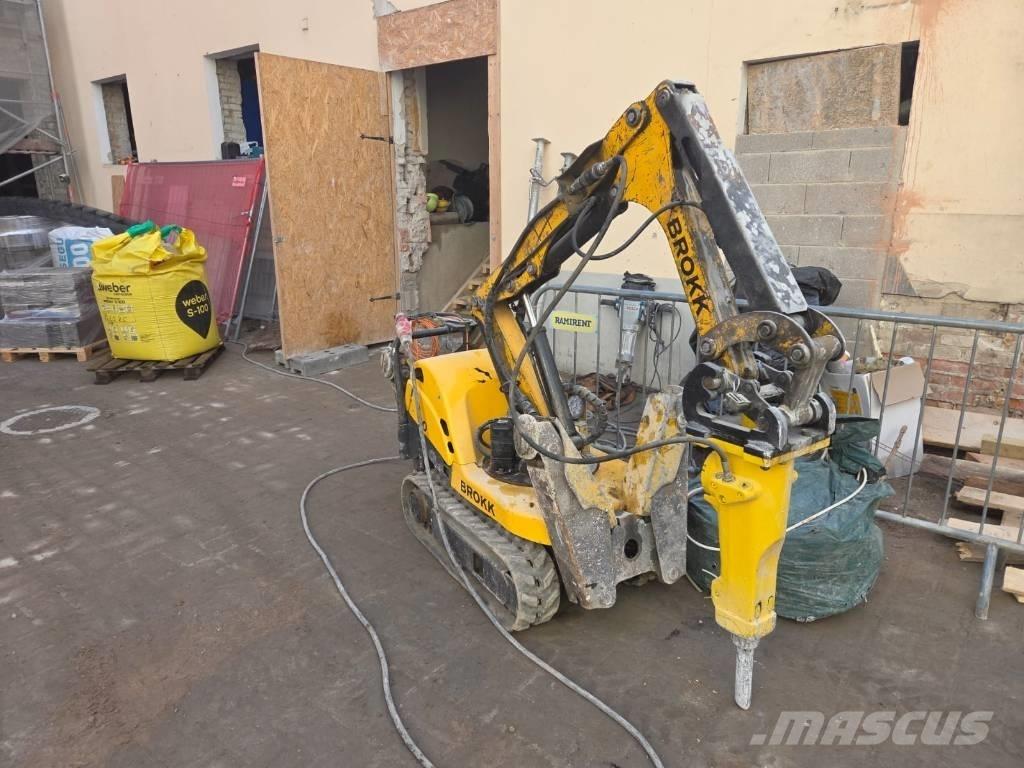 Brokk 90 Yıkım ekskavatörleri