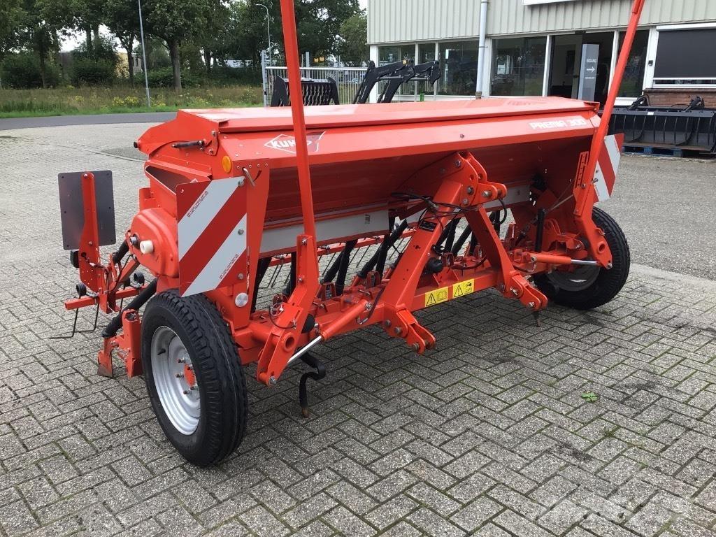 Kuhn Premia 300 Mibzerler