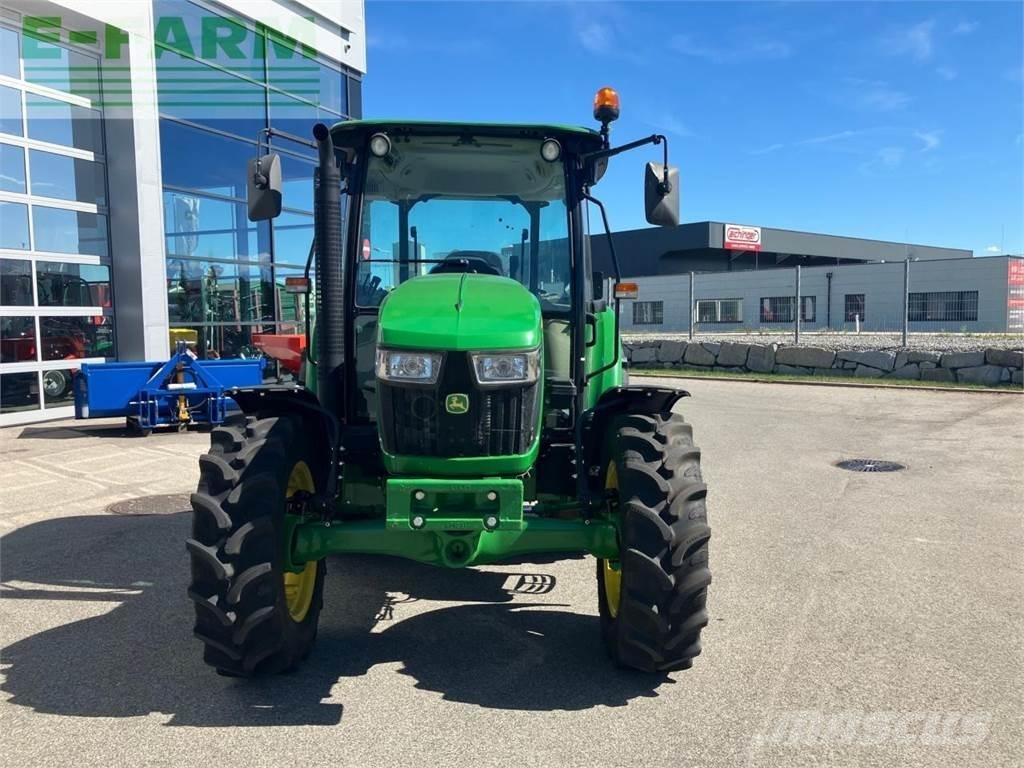 John Deere 5067E Traktörler