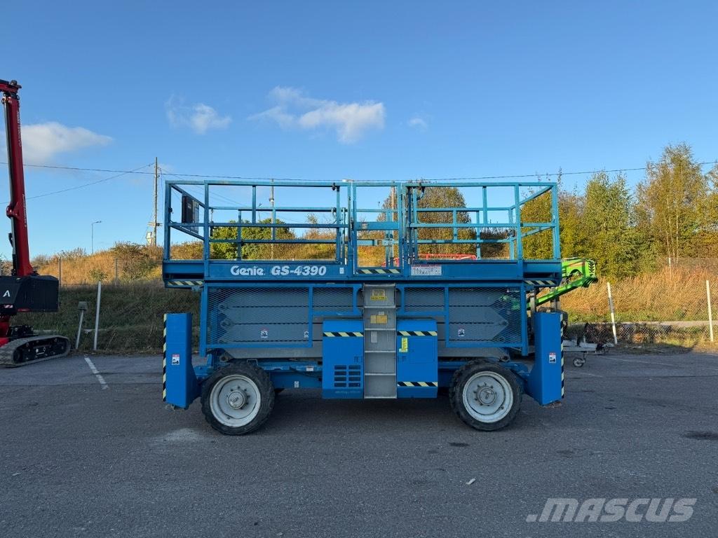 Genie GS 4390 Makasli platformlar