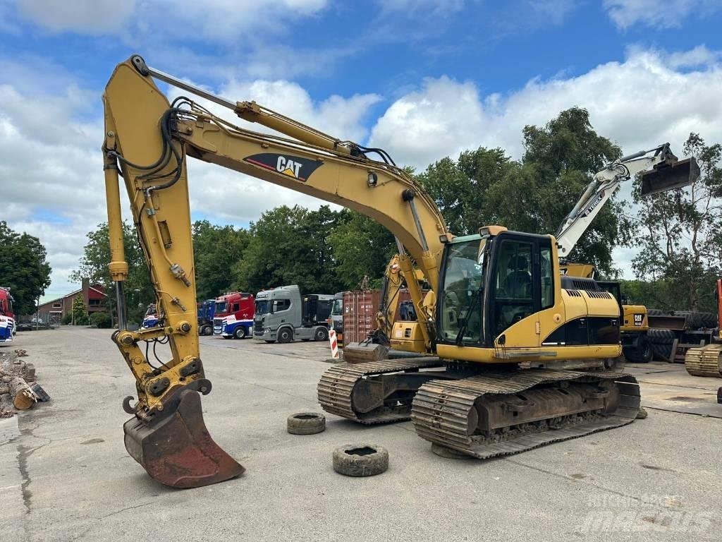 CAT 318 C L Paletli ekskavatörler