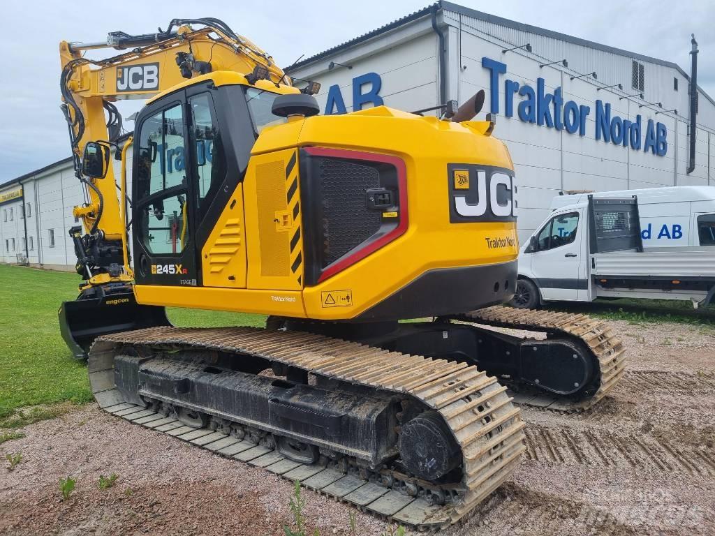 JCB 245 XR Paletli ekskavatörler