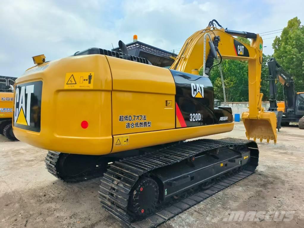 CAT 320 D Paletli ekskavatörler