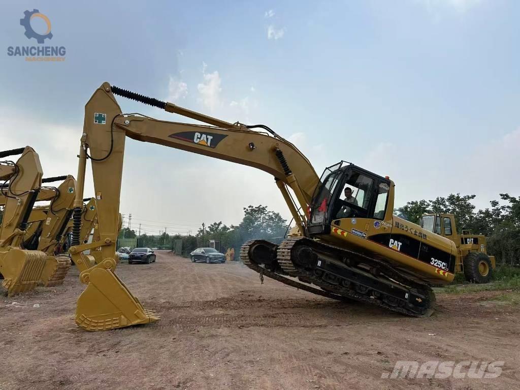 CAT 325 CL Paletli ekskavatörler