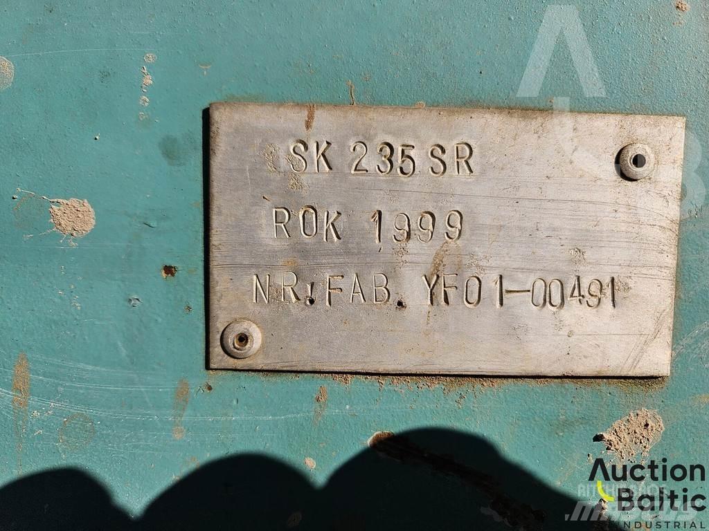 Kobelco SK 235 SR Paletli ekskavatörler