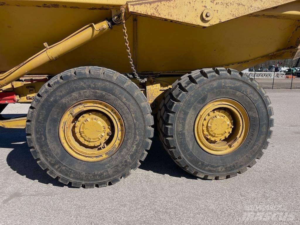 CAT 730 Belden kirma kaya kamyonu