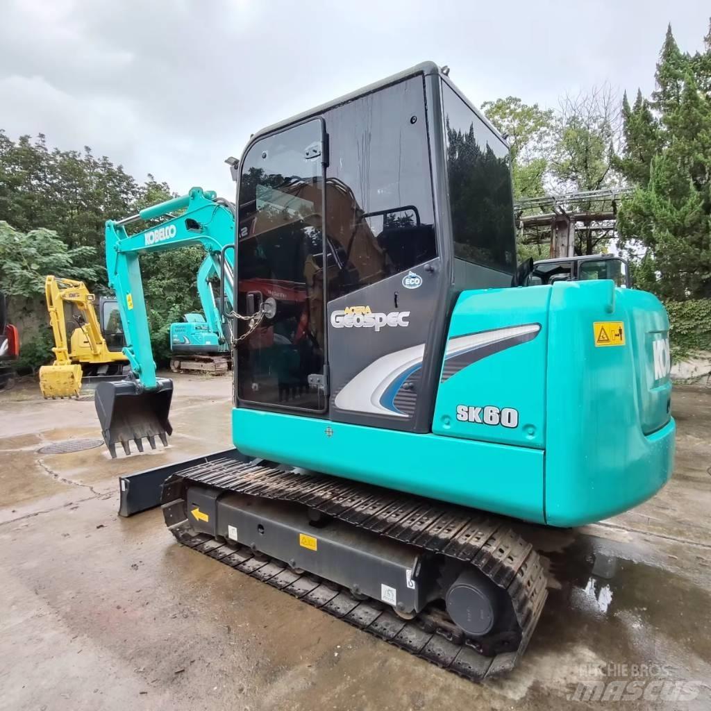 Kobelco SK 60 Paletli ekskavatörler