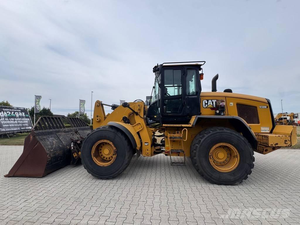 CAT 938 M Tekerlekli yükleyiciler