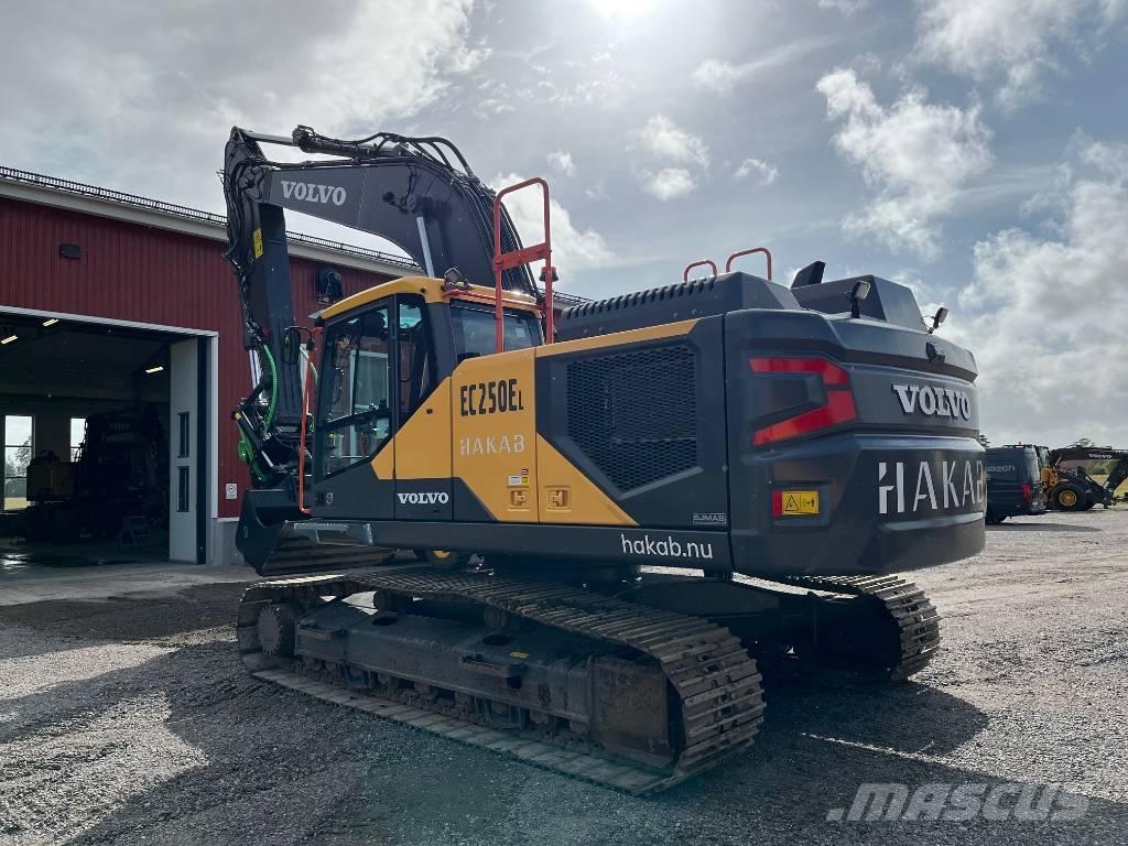 Volvo EC 250 EL Paletli ekskavatörler