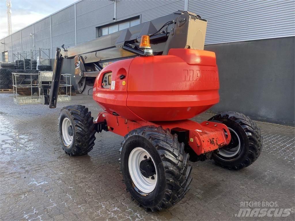 Manitou 200ATJ RC Körüklü personel platformları