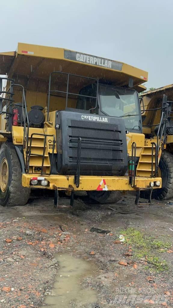 CAT 773 F Belden kirma kaya kamyonu