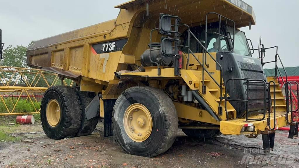 CAT 773 F Belden kirma kaya kamyonu