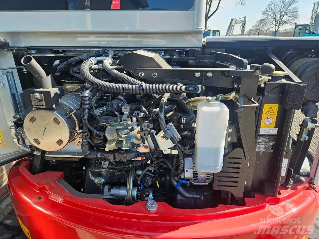 Takeuchi TB350R Demo Mini ekskavatörler, 7 tona dek