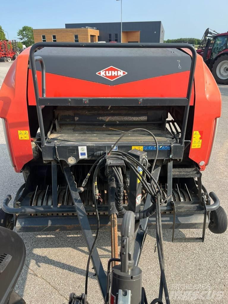 Kuhn FB 3135 Rulo balya makinalari