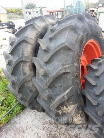  Pneus 420/85R30 Tekerlekler