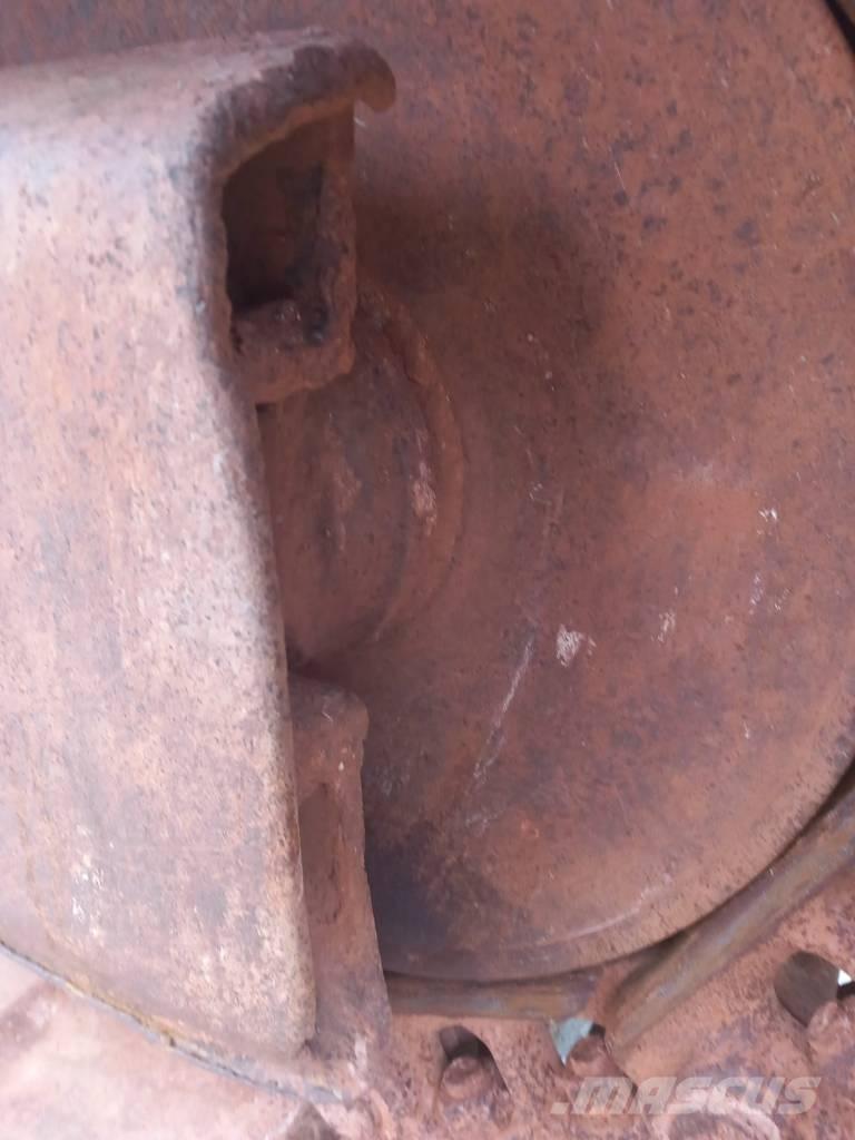 Komatsu PC210LC-10 Paletli ekskavatörler