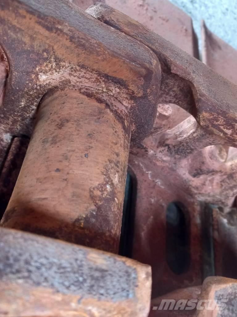 Komatsu PC210LC-10 Paletli ekskavatörler