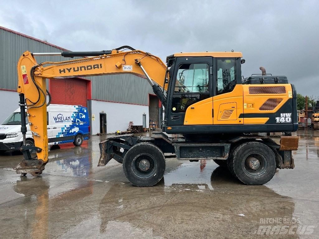 Hyundai HW140 Lastik tekerli ekskavatörler