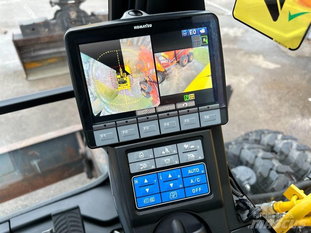 Komatsu PW160-11 Lastik tekerli ekskavatörler