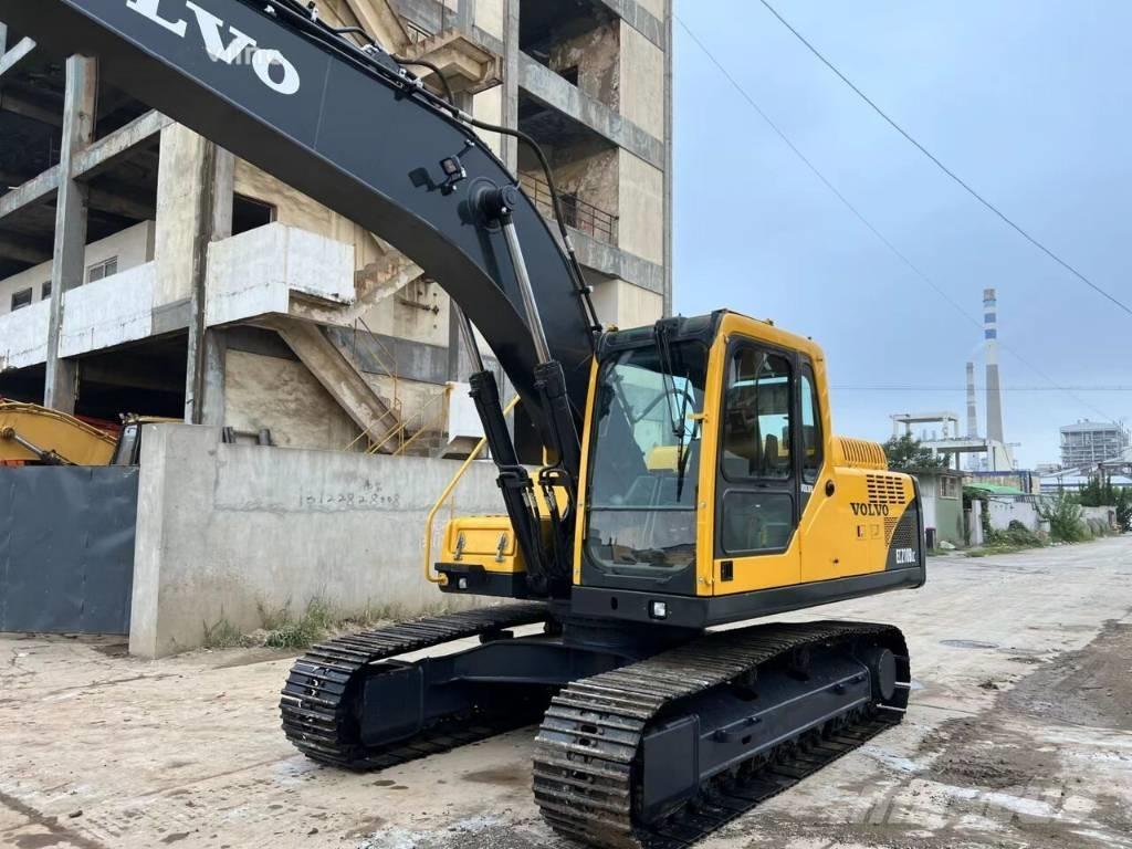 Volvo EC 210 B LC Paletli ekskavatörler