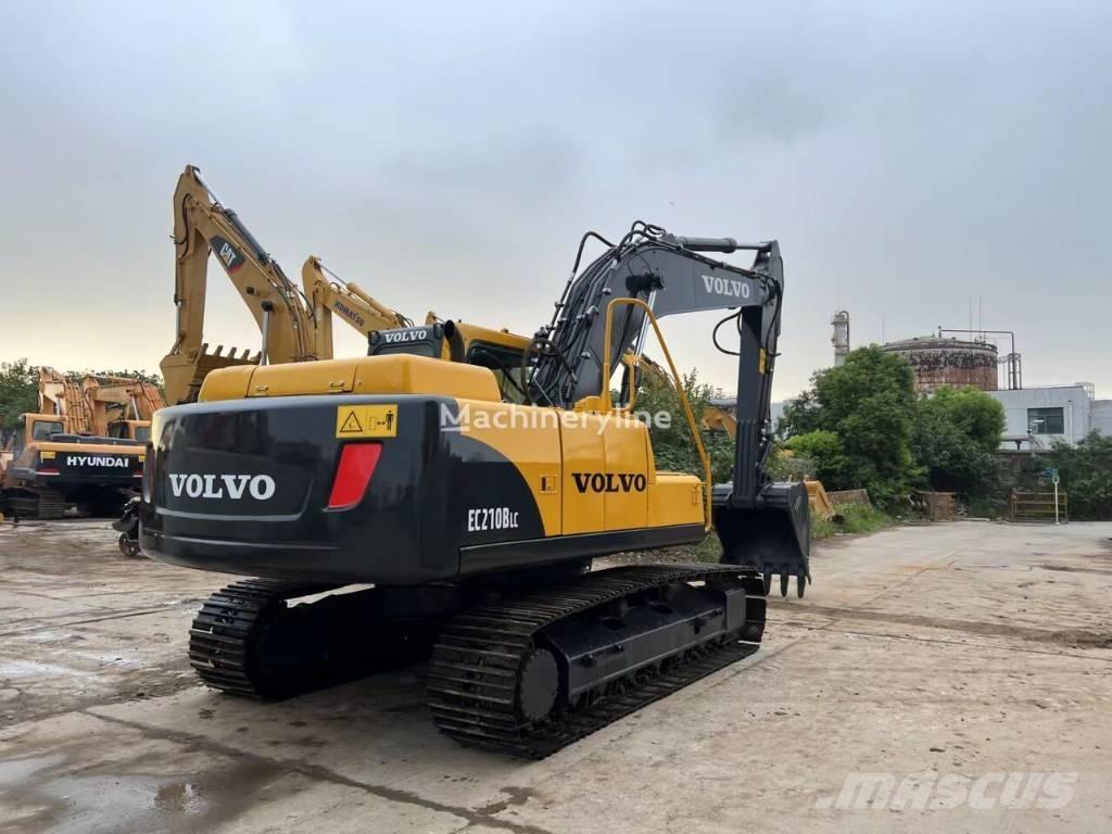 Volvo EC 210 B LC Paletli ekskavatörler