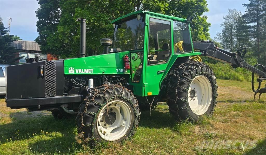 Valmet 715M Tomruk yükleyici traktörler