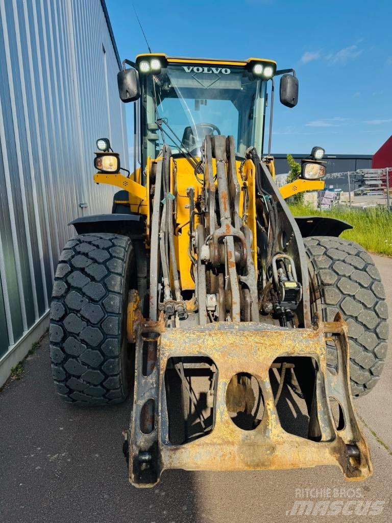Volvo L 90 G Tekerlekli yükleyiciler