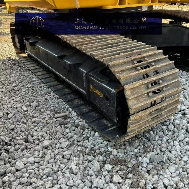 Komatsu PC 200 Paletli ekskavatörler