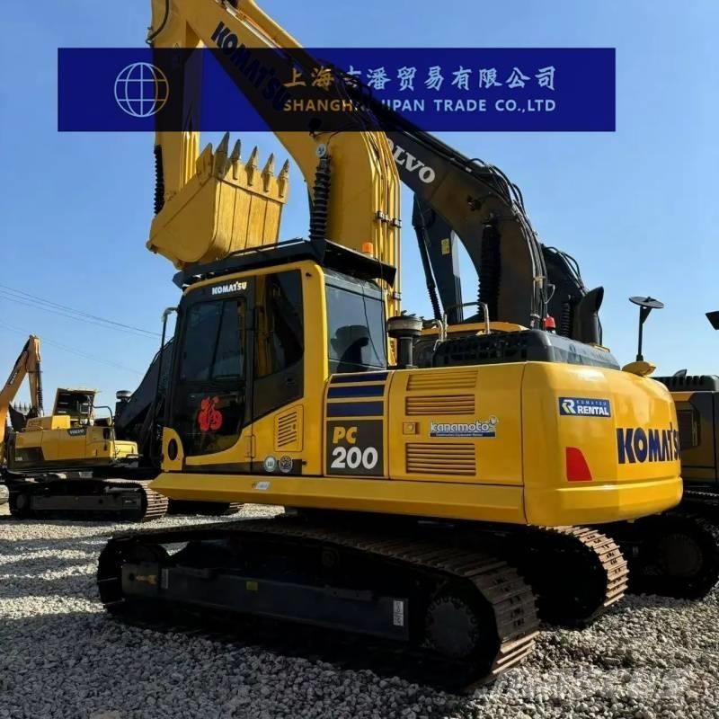 Komatsu PC 200 Paletli ekskavatörler