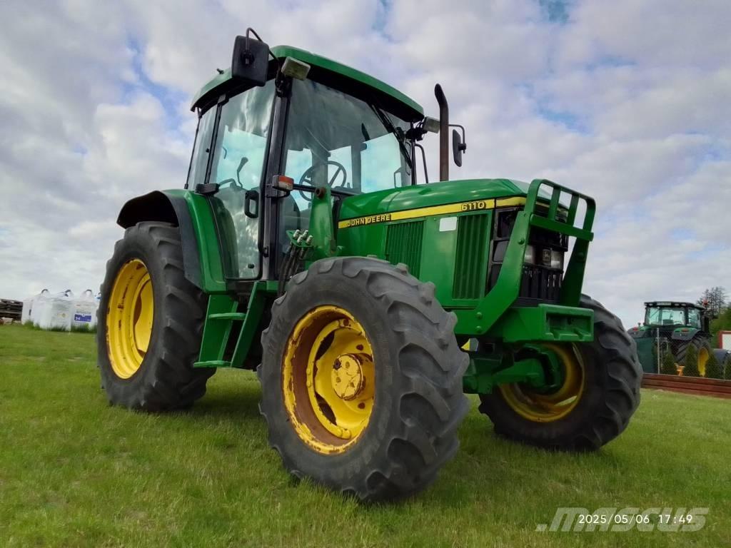 John Deere 6110 SE Traktörler