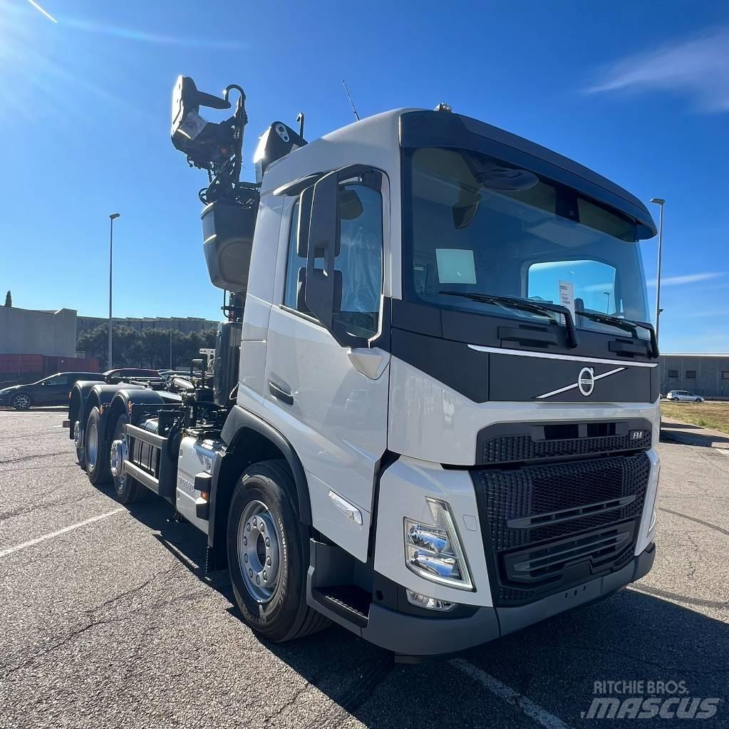 Volvo FM Araç üzeri vinçler