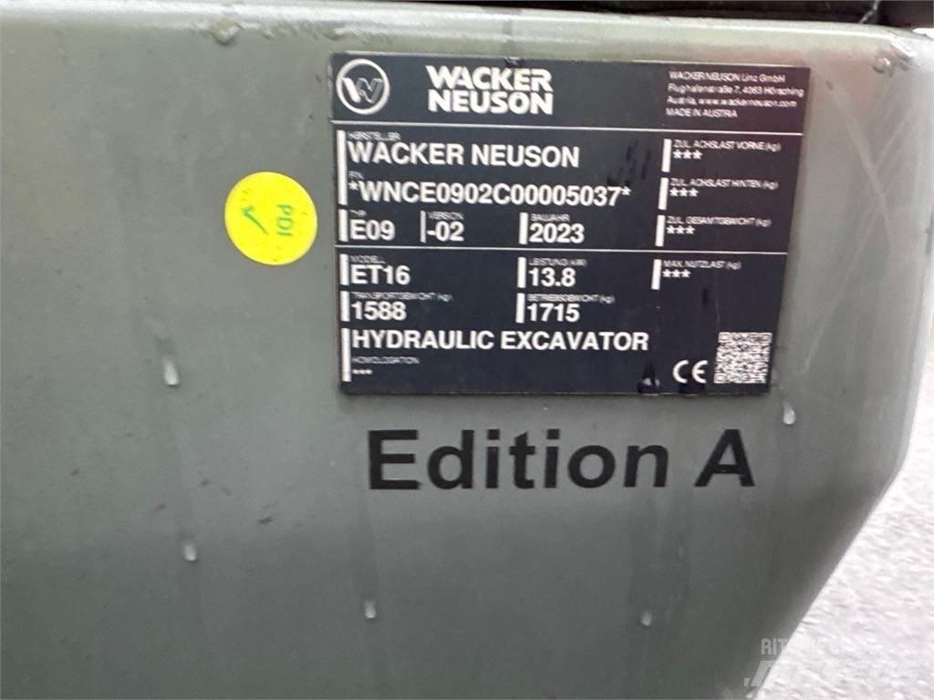 Wacker Neuson ET16 Paletli ekskavatörler