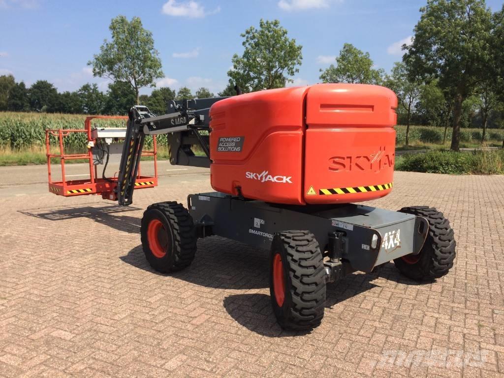 SkyJack SJ 46 AJ Körüklü personel platformları