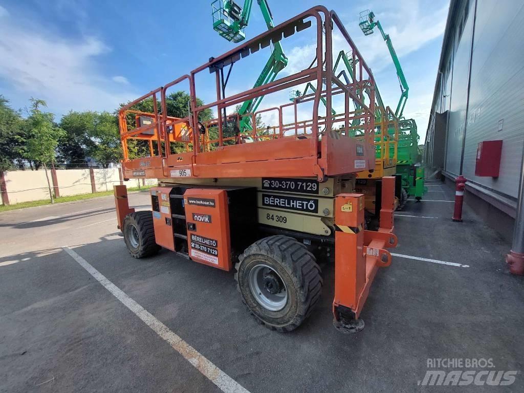 JLG 330 LRT Makasli platformlar