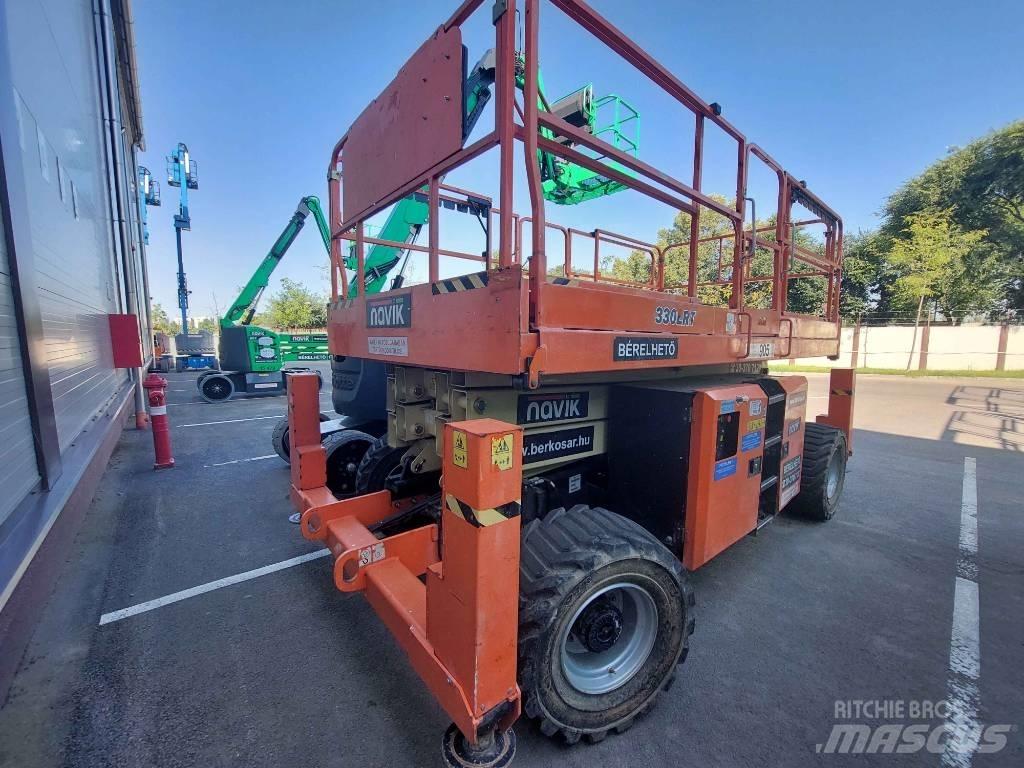 JLG 330 LRT Makasli platformlar