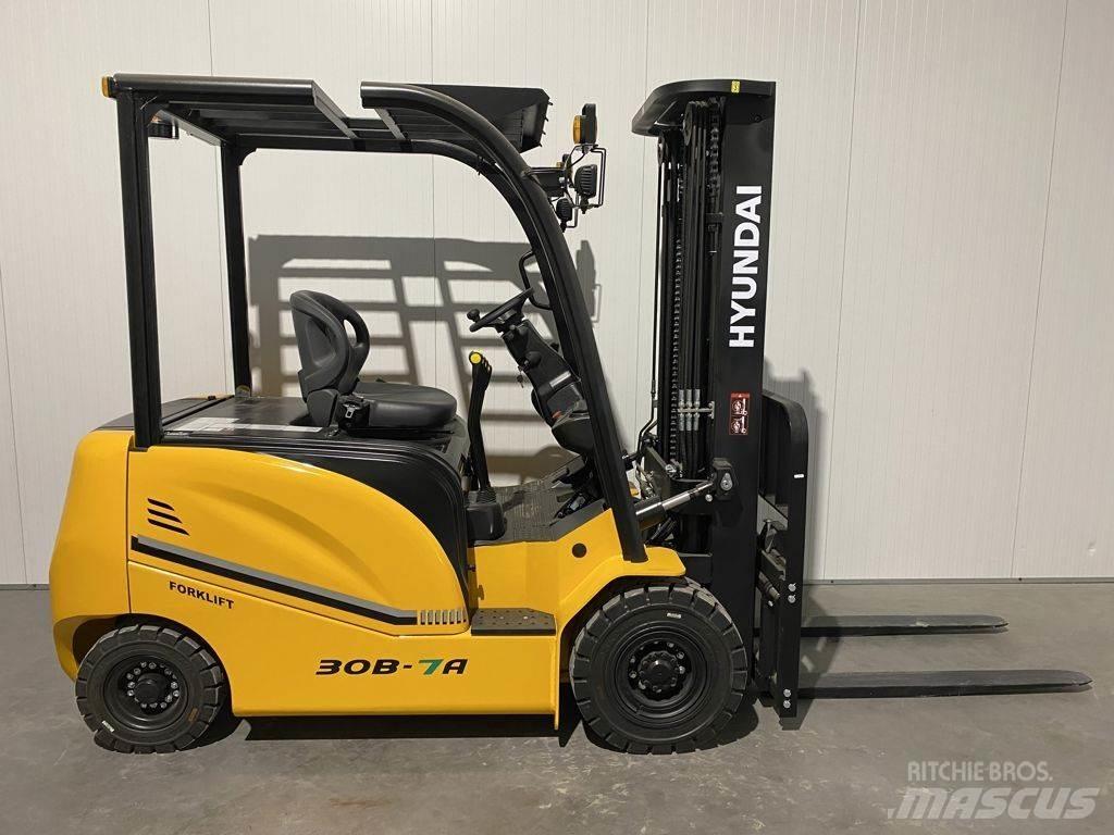 Hyundai 30B-7A Elektrikli forkliftler