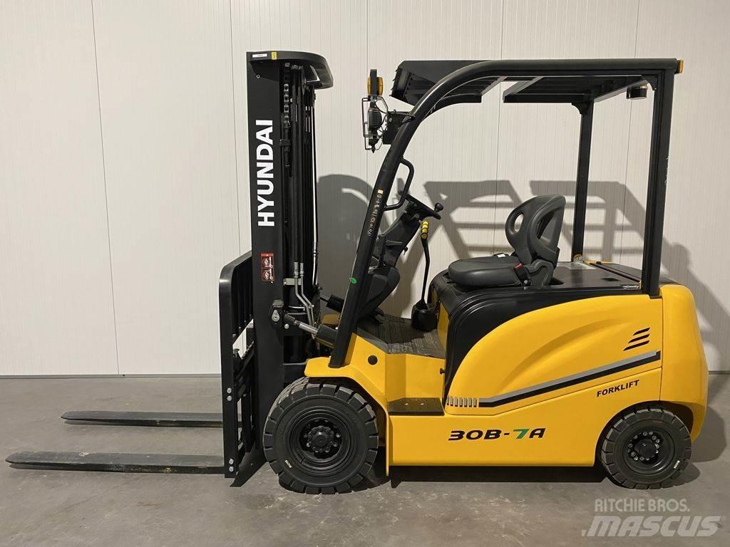 Hyundai 30B-7A Elektrikli forkliftler