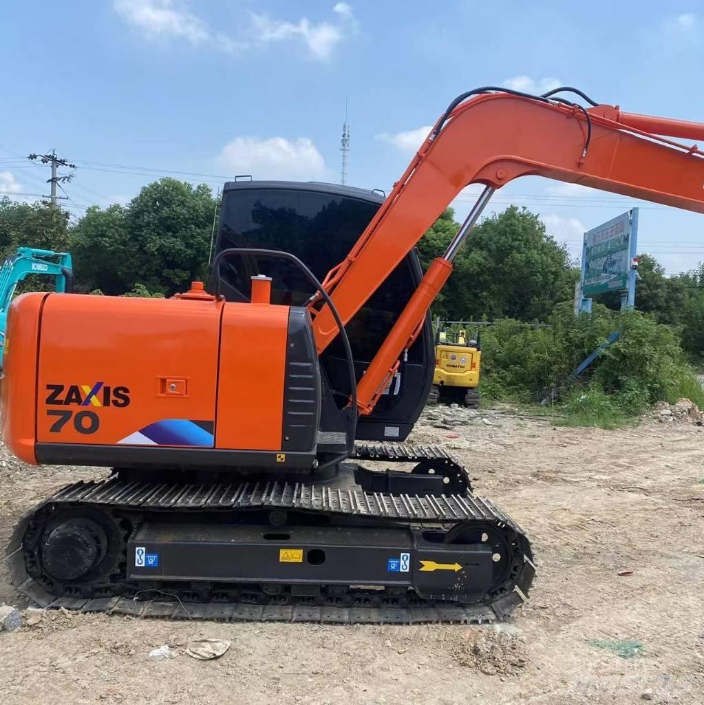 Hitachi ZX 70 Paletli ekskavatörler