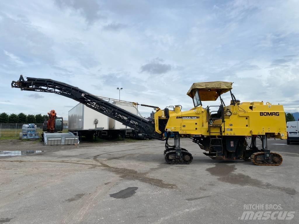 Bomag BM 1000/30 Asfalt kaziyicilar