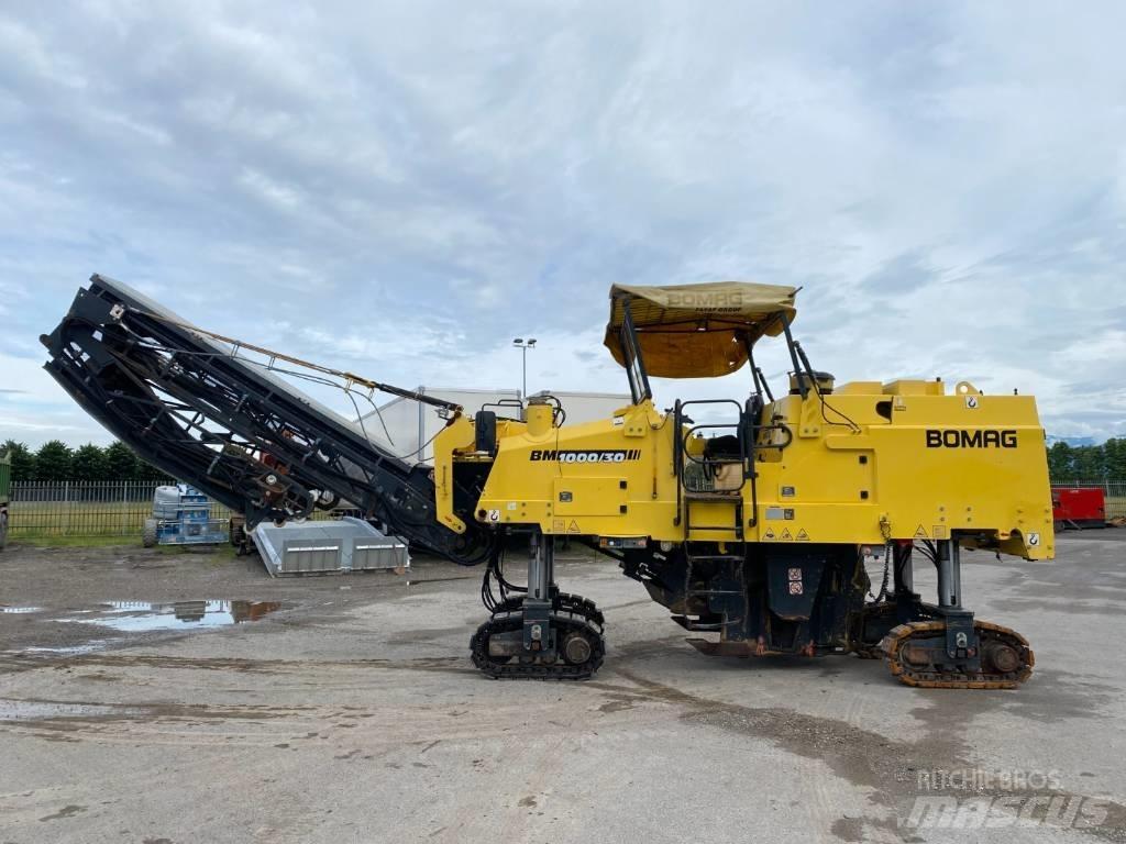 Bomag BM 1000/30 Asfalt kaziyicilar