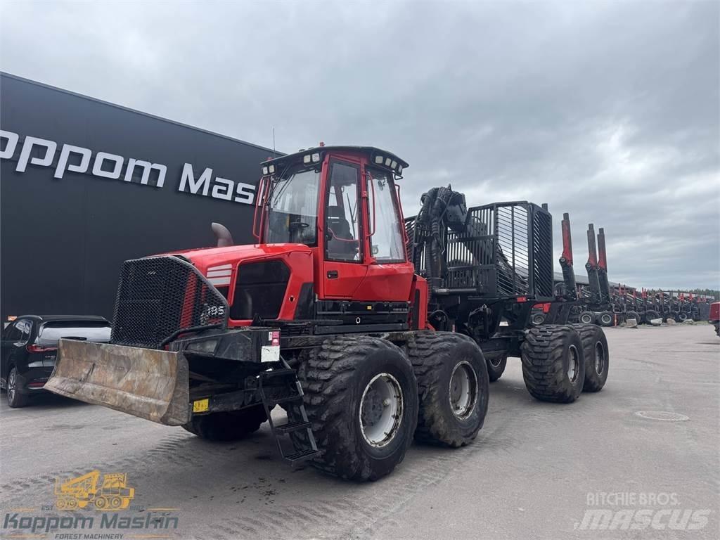 Komatsu 895 Tomruk yükleyici traktörler