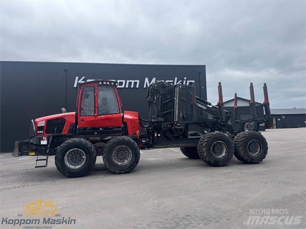 Komatsu 895 Tomruk yükleyici traktörler