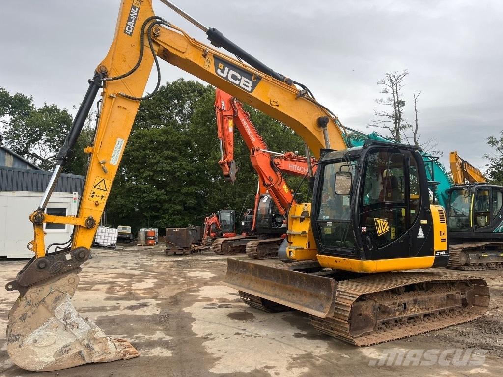 JCB JZ140 with blade Paletli ekskavatörler