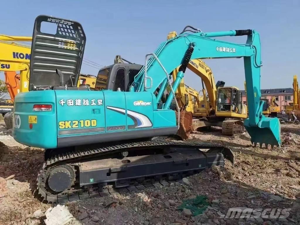 Kobelco 210 Paletli ekskavatörler