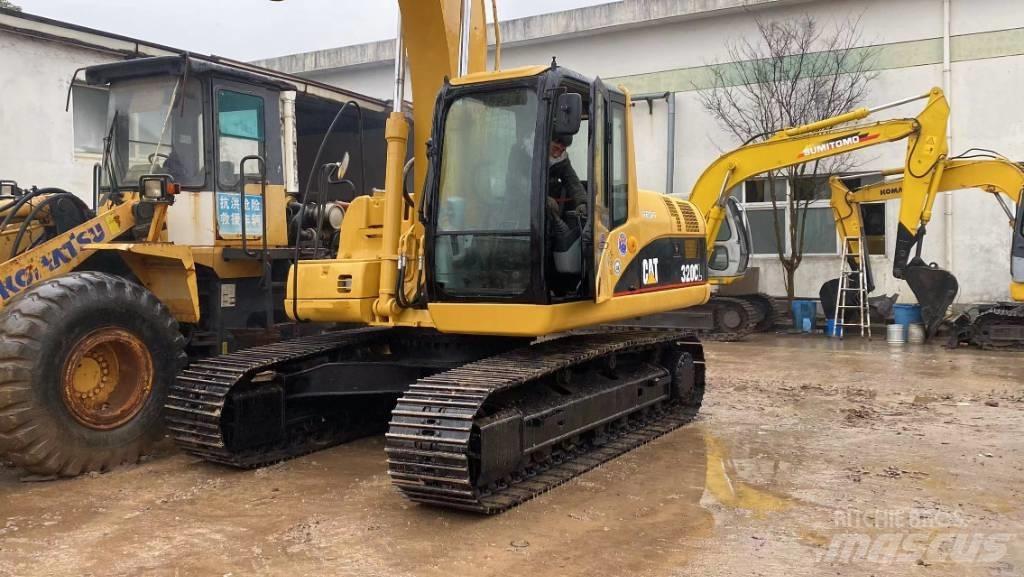 CAT 320 C L Paletli ekskavatörler