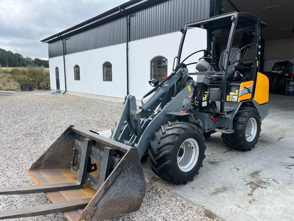 GiANT G2700 X-TRA HD Skid steer loderler