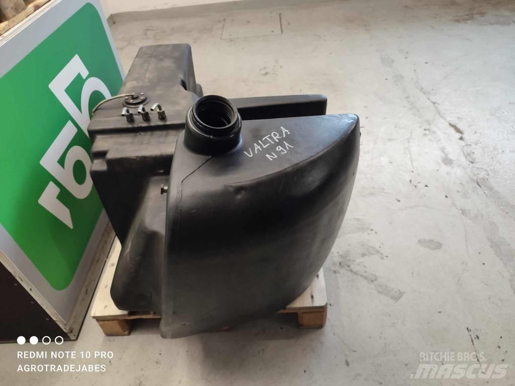 Valtra N91 Fuel Tank Kabin