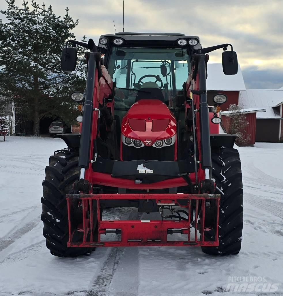 Massey Ferguson 5613 Traktörler