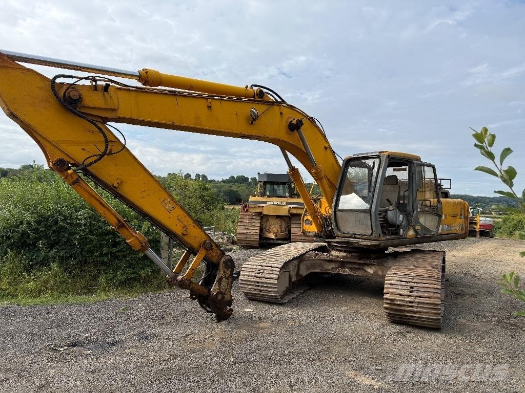 JCB JS 240 LC Paletli ekskavatörler