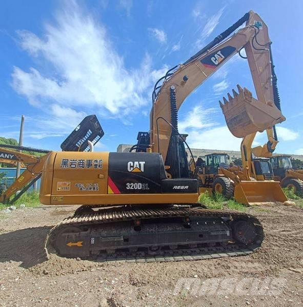 CAT 320D Paletli ekskavatörler